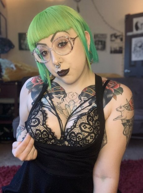 trrashvixen erwachsene pornostar foto