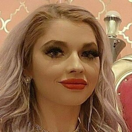 muskel-milf-onlyfans nackt schöne foto