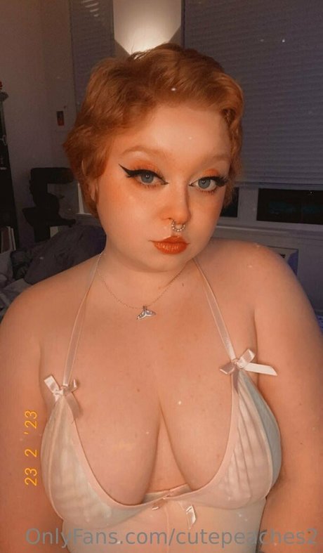 cutepeaches2 erotische heiße foto