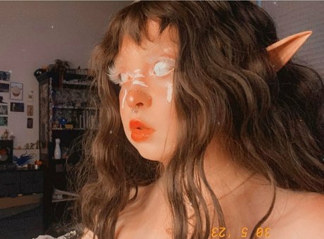 asiatisches teen solo onlyfans nackt akt galerie