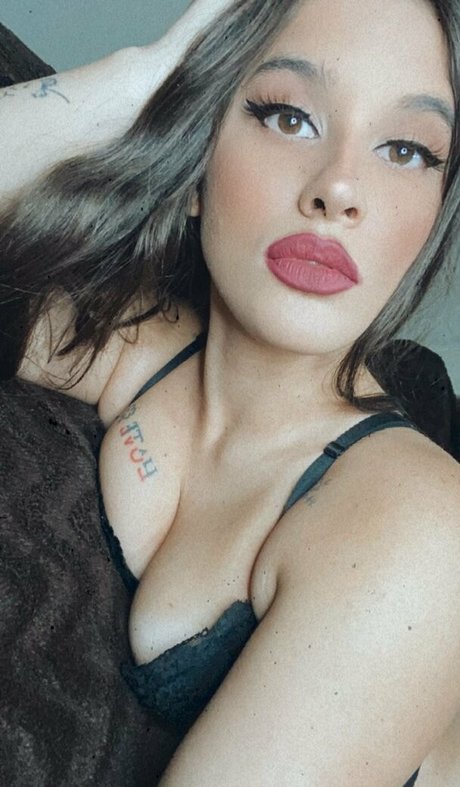 picapicamodel schöne nacktheit fotos