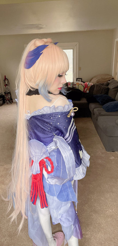 asiatisches teen solo onlyfans nackte fotos