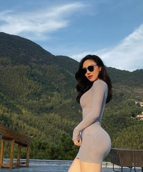 Xiaolajiao j3 nackt top bild