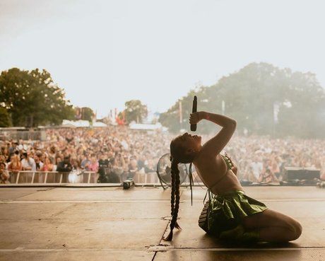 anfällige knochen-onlyfans nackt porno bild