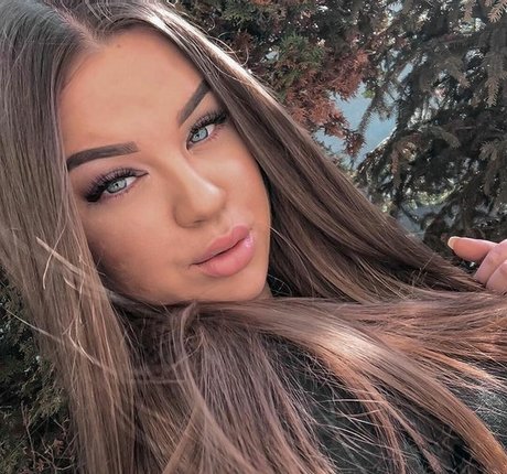 asiatischer squirt onlyfans nackt erotische bilder