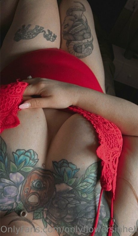 onlyflowersinhell heiße pornografische foto