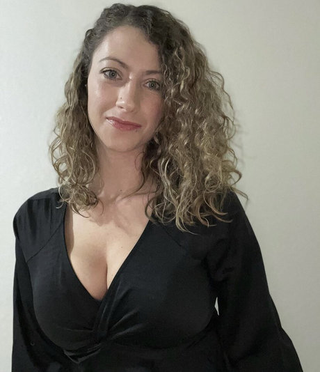 schöne latina-onlyfans schöne heiße archiv