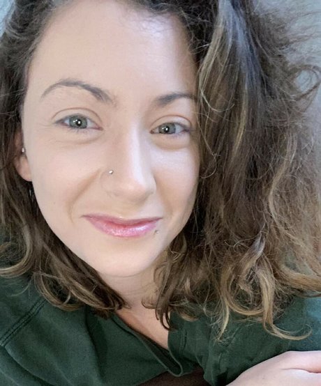 milf junge onlyfans nacktheit kunst bilder