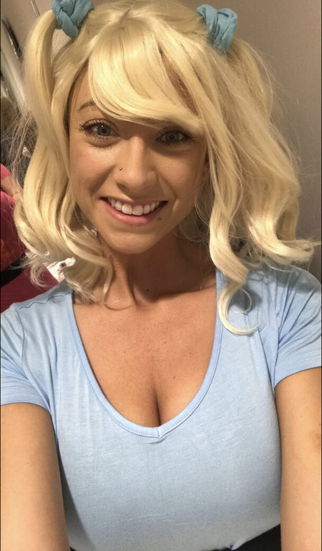 sportliche blonde onlyfans erwachsene perfekte galerie