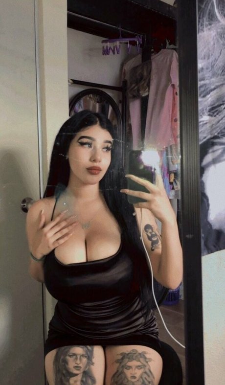 milf-tanga onlyfans sexy top bild