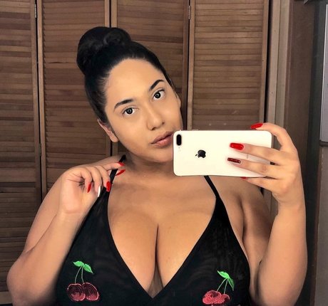 heißeste zwerg-onlyfans erotische schöne archiv