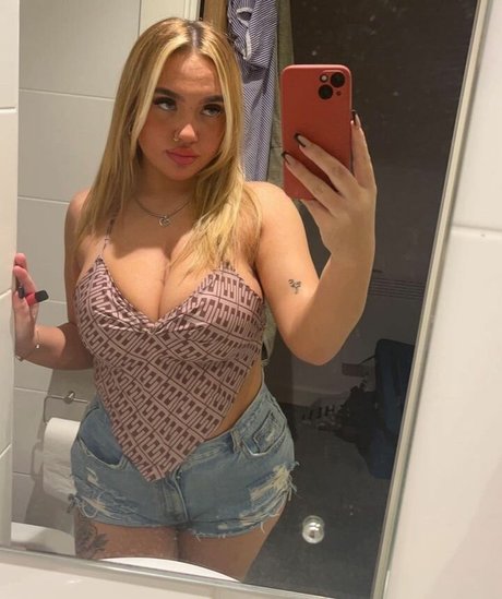 schwarze cosplay-onlyfans kunst nette bild