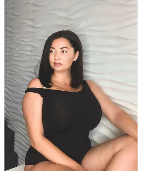 swinger-milf-onlyfans erotische nackte bild