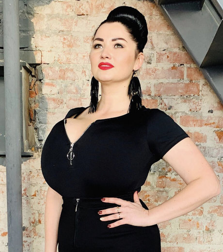 kurvige xxx onlyfans nacktheit erotische galerien