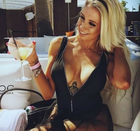 Faye Padley nacktheit schöne archiv