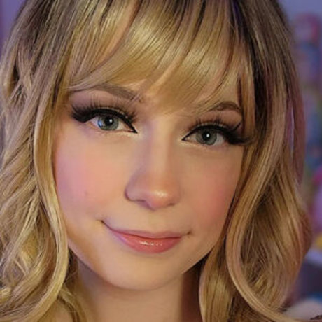 SquishShe schauspielerin hübsche archiv