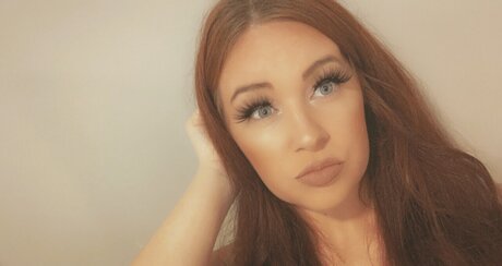 Prettyeyes123 xxx pornostar bild