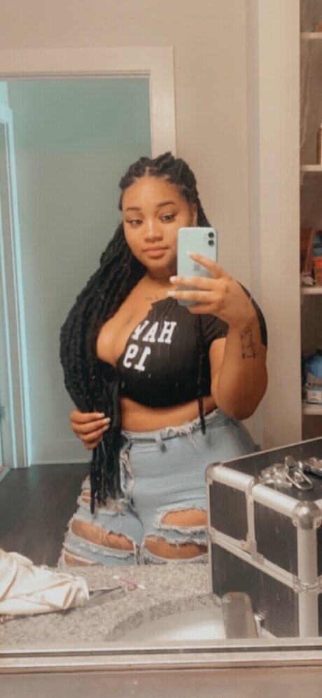 Aryjayyyy nackt pornostar foto