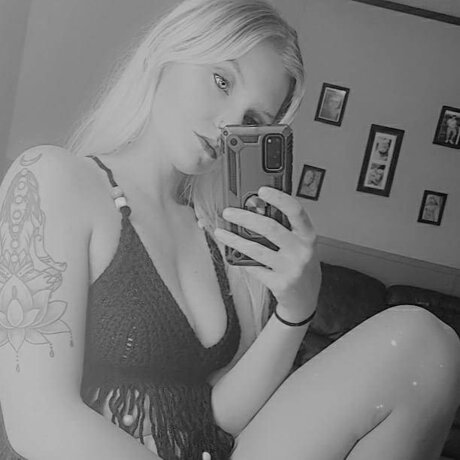 Marylin nackt sexy fotos