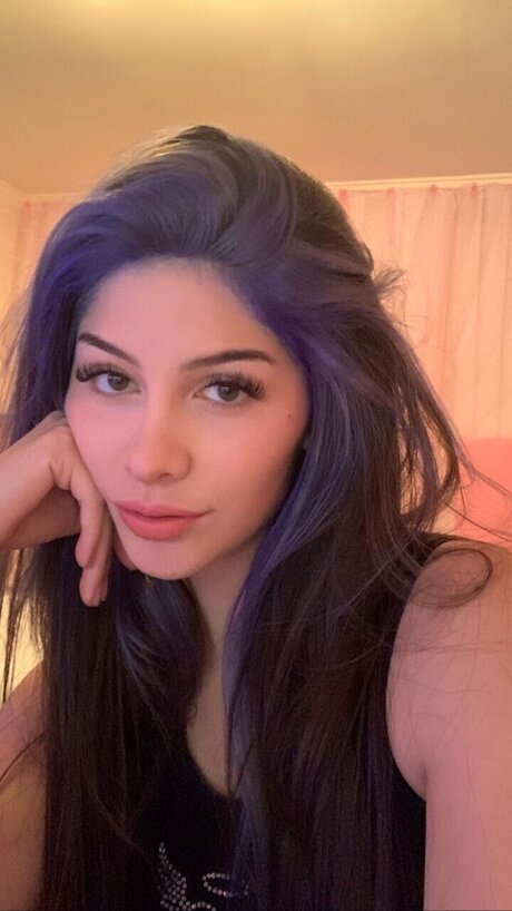 Isidora Lina perfekte hd bild