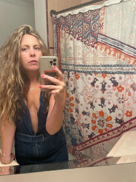 milf-orgie onlyfans kostenlose exklusive bilder