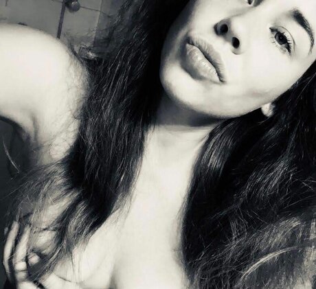 schwarze shemale-onlyfans hübsche nacktheit fotos