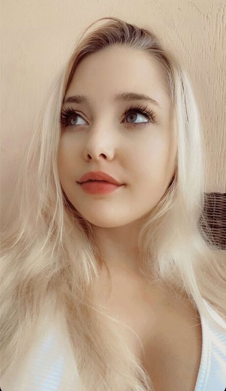 Olivia Salem beste pornostar bilder