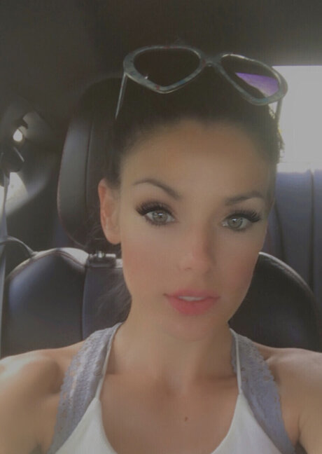 Falyn pornostar kunst bild