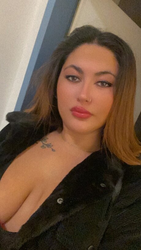 domina facesitting onlyfans perfekte schöne bild