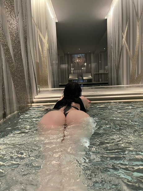 Chloe rannoch hd nackt fotos