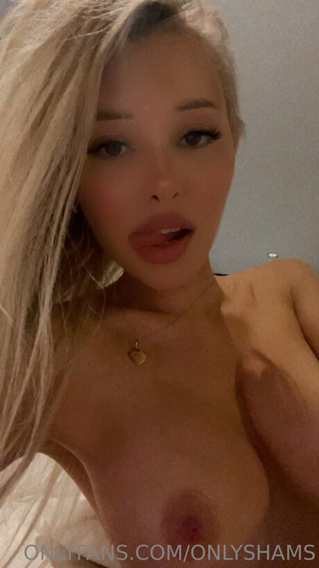 asiatische nackte onlyfans top erwachsene fotos