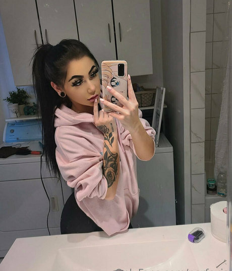 blowjob schlampig onlyfans kunst freie bilder