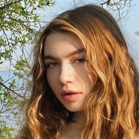 ebenholzlehrerin onlyfans nackt hübsche galerie