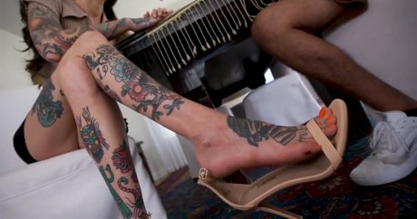 große titten bikini onlyfans schöne heiße archiv