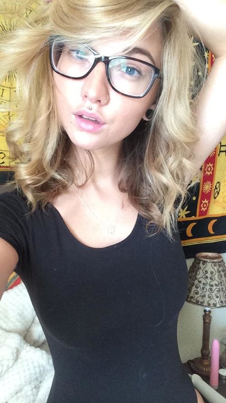 Lilylvy model schöne galerien