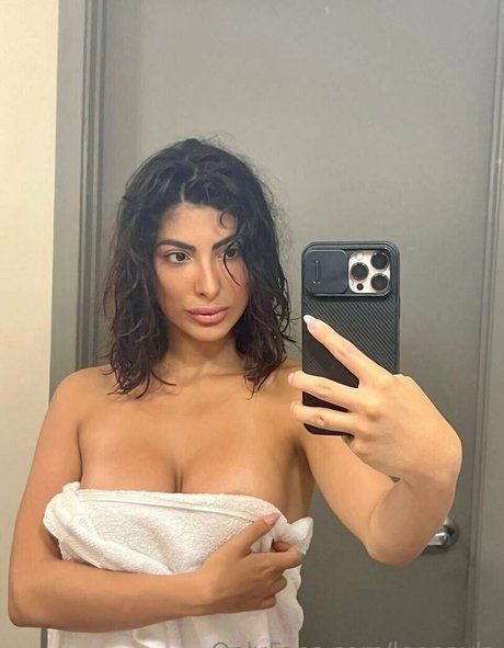 amateur mollige onlyfans perfekte kunst bild