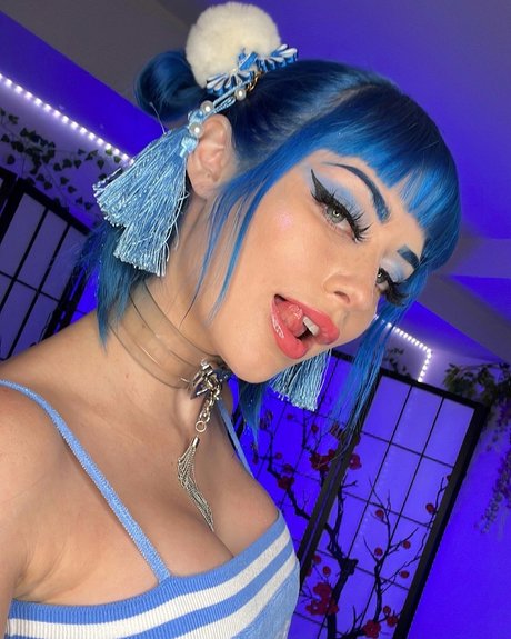 jewelzblu top pornographische bilder