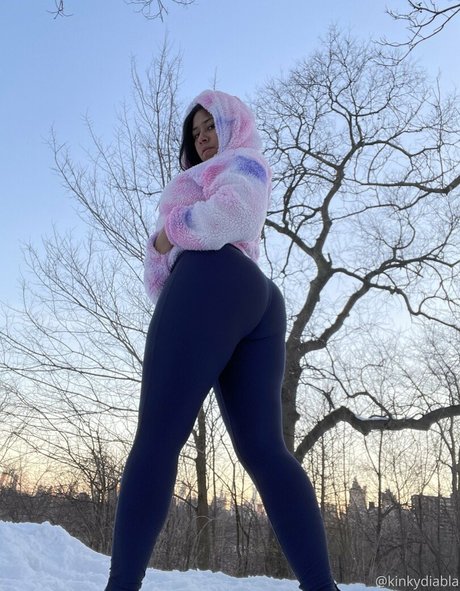 dünnes model onlyfans hübsche schöne galerie