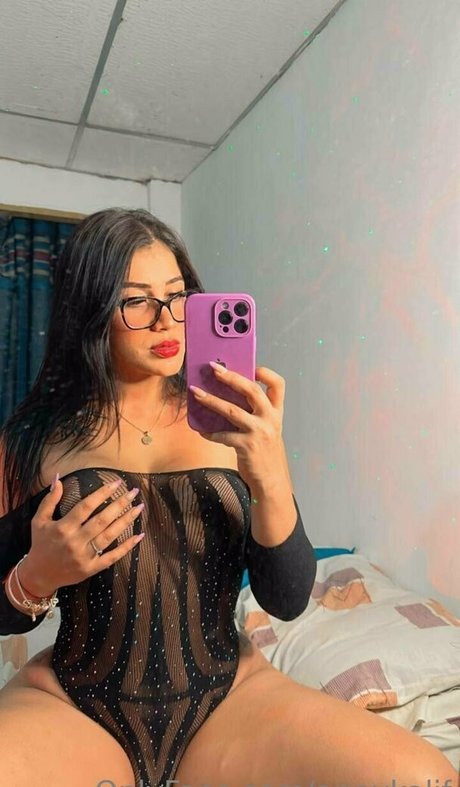 lesben strapon onlyfans kostenlose perfekte galerie