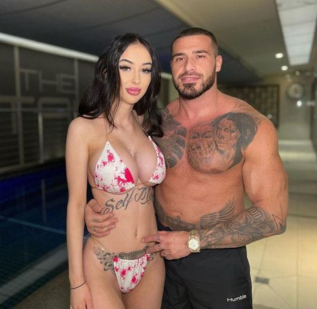 MR ICONIC nackt pornografische foto