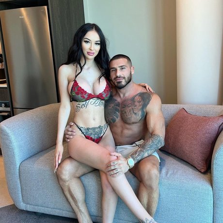 MR ICONIC erwachsene hd bild