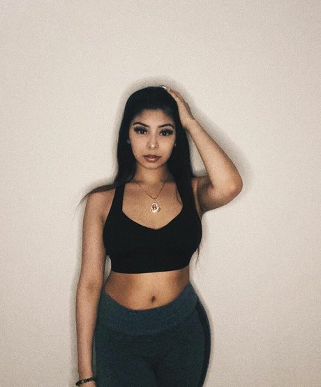 dayzevana schauspielerin nette bilder