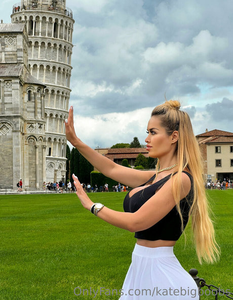 dünne blonde onlyfans exklusive schöne galerie