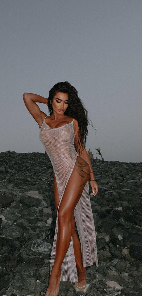 katebigboobs model nette archiv