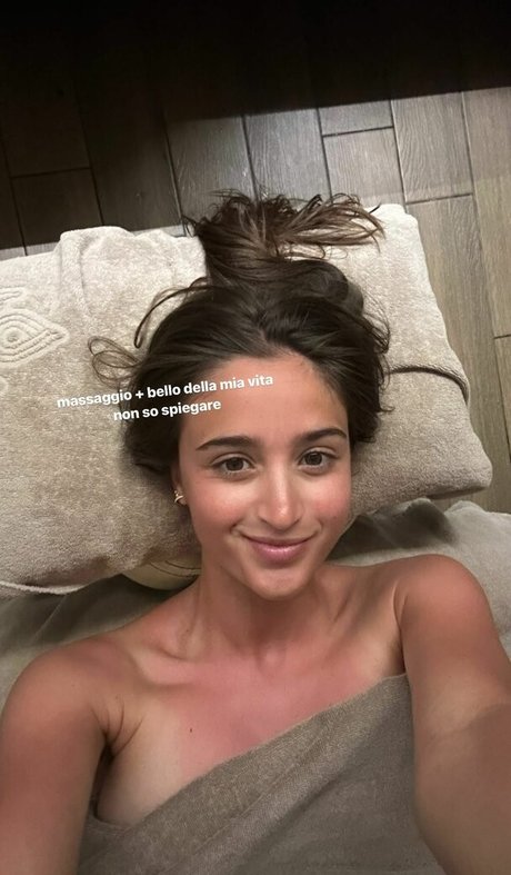 Martina Socrate schauspielerin nackt foto