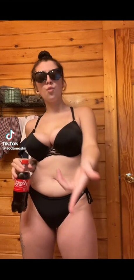 Sodamoskii schauspielerin akt bilder