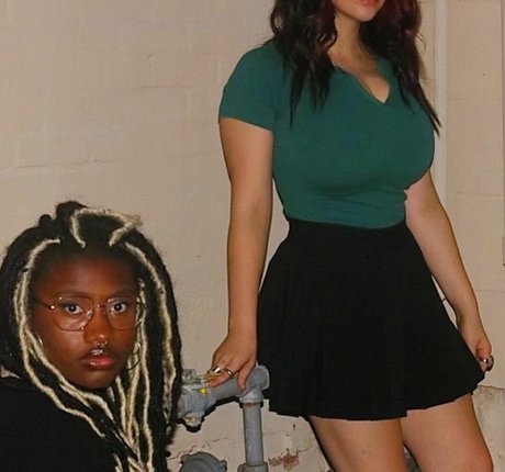 Riley F pornostar erotische bilder