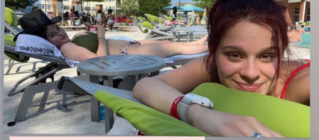 Riley F nackt pornostar bilder