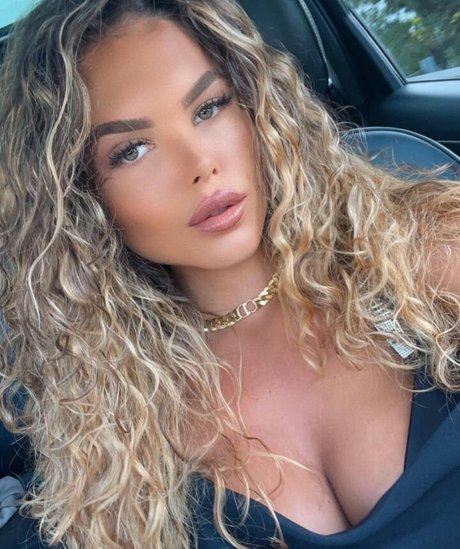 Nana Van Veghel freie nackten archiv