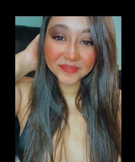 zierliche asiatische onlyfans beste kostenlose bild